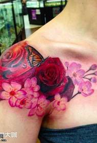 Modello di tatuaggio rosa personalità spalla