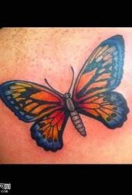 Skulderfarge sommerfugl tatoveringsmønster