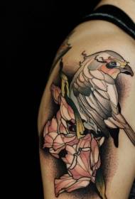 Grote arm moderne stijl kleurrijke adelaar met bloem tattoo patroon