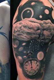 Zelo realistična zlomljena ura in rožni vzorec tetovaže rožnega venca