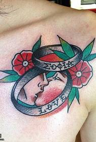 Uzorak za tetovažu na ramenima