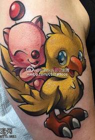მხრის chick tattoo ნიმუში