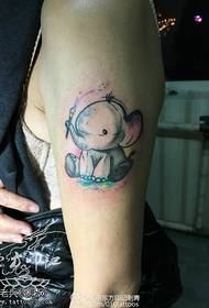 Schouder geschilderd baby olifant tattoo patroon