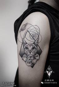 肩星系貓紋身圖案