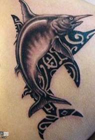 Modello di tatuaggio di pesce ago spalla