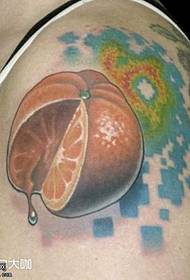 Sorbaldako fruta tatuaje eredua
