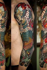 Wzorzec tatuażu klasycznej zbroi wojownika