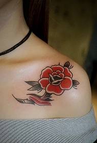 Lule nën supet, tatuazhet, tatuazhet, aroma e këndshme