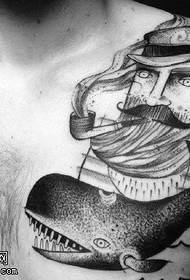 Bradati tatoo vzorec na rami