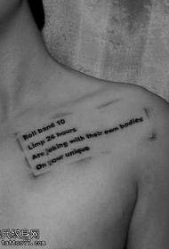 Modello di tatuaggio inglese sulla spalla