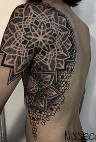 Намунаи tattoo классикӣ ванилӣ totem