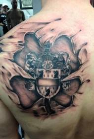 Men's back three-dimensional skin tear tattoo pattern