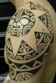 Makeer emaruva totem tattoo maitiro