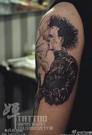 Model Tattoo Edward Shoulder