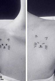 Váll macska tetoválás minta