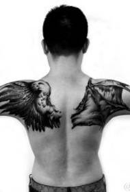 长在身上的翅膀纹身图案