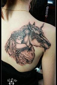Индийская красивая картина татуировки лошади