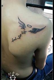 Modello di tatuaggio inglese classico ali