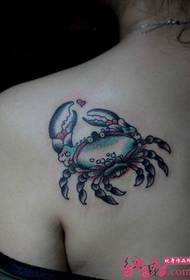 可愛的小螃蟹肩紋身圖片