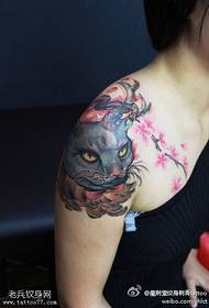 Hapon na zephyr cartoon matulis na pattern ng tattoo cat tattoo