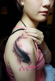 Чиста сестра традиционна татуировка на рамото на калмари