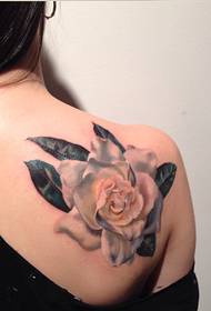 महिला काँधहरु सुन्दर देखिदै गुलाब टैटू चित्र xin चित्र