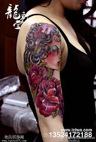Європейський та американський стиль красива дівчина татуювання візерунок