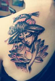 Photos de tatouage Lotus geisha beauté épaule mode