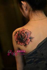Small fresh sea bream flower shoulder tattoo picture