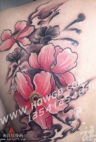 Pleev Xim Rau Poppy Tattoo Tattoo Txawv