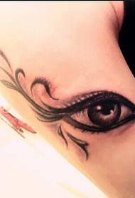 Ragazzi spalle solo bellissimi occhi immagini di tatuaggi
