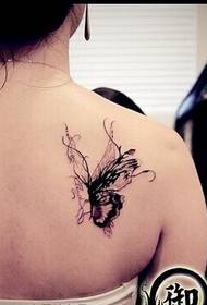 Maayo nga kolor sa abaga sa abaga nga nindot nga litrato sa tattoo nga tattoo