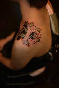 Alternative flower fashion tattoo pictures