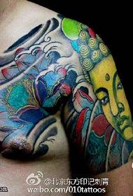 고전적인 전통 부처님 문신 패턴
