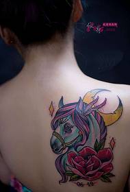 Krása voňavé rameno roztomilý kvetina pony tetovanie obrázok
