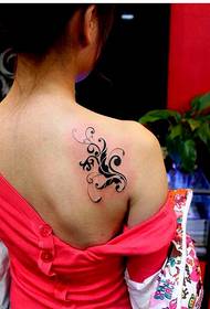 Kauneuden hartiat kauniit ja kauniit totem tatuointikuviokuvat