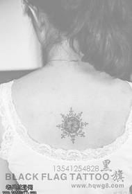 Einfaches und atmosphärisches Vanille-Tattoo-Muster
