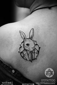 Дивний костюм кролика містер татуювання візерунок