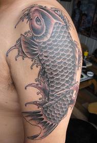 Картина плеча татуировки кальмара плеча мальчика
