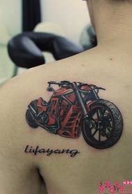 Слика доминирајућих мотоцикала на слици за тетоважу рамена