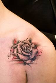 Рамената црна скица реална слика за тетоважа со роза
