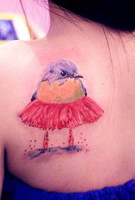 Bahu kreatif memakai pettiskirt gambar tatu burung