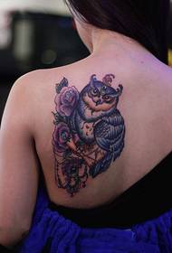 Appreciation picture of girl shoulder owl tattoo pattern