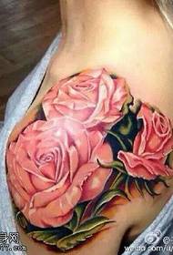 Spalle spine rosa motivo tatuaggio rosa