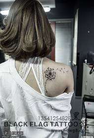 Gratis vliegend paardebloem tattoo patroon