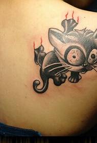 Djevojka na ramenu prekrasna lijepa apstraktna slatka crtana mačka tetovaža slika