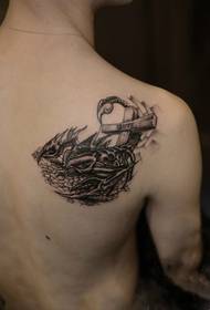 Fiúk váll fekete szürke fonat személyiség tetoválás képek