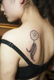 Kecantikan Bahu Fashion Dream Catcher Tattoo Picture