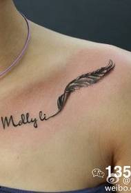 Shoulder stinging მონოქრომული მოძრავი ბუმბულის tattoo ნიმუში