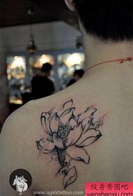 Tattoo lotus lotus pikturë me bojë